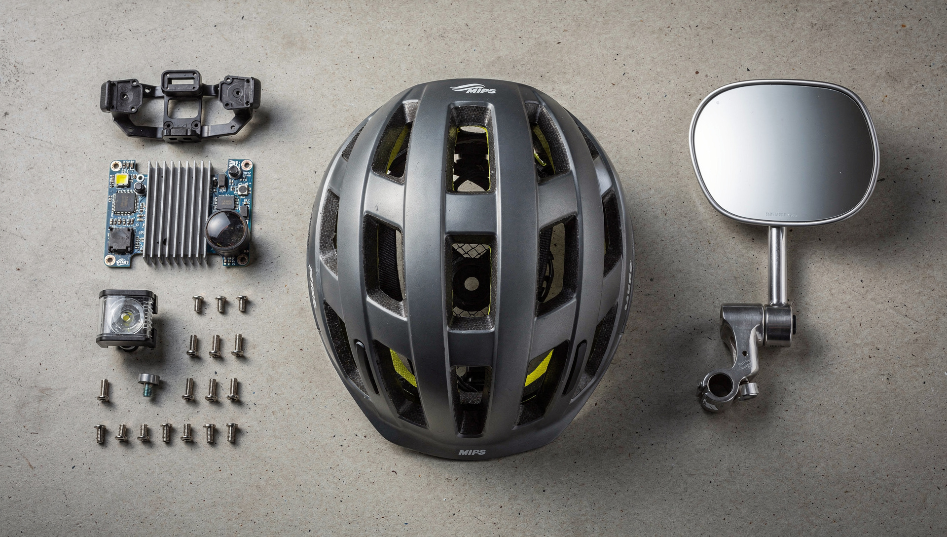 Bicycle safety gear: Mirrors, helmets, lights